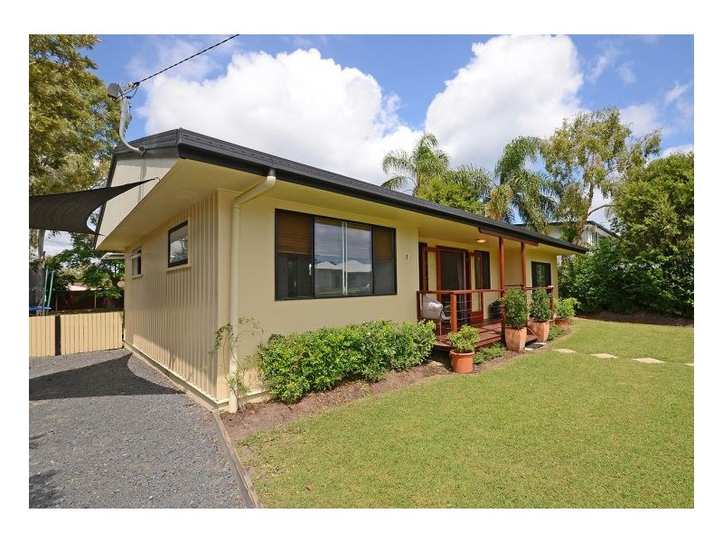 7 Helsham Street, Point Vernon QLD 4655