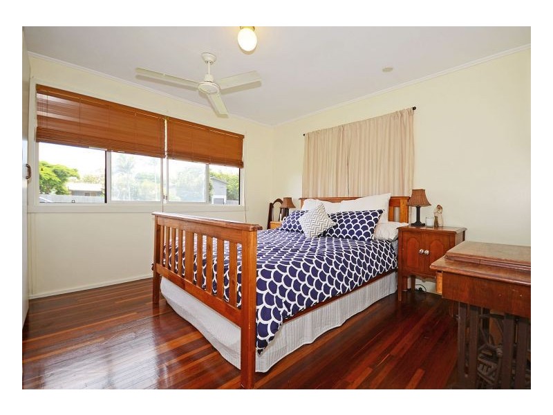 7 Helsham Street, Point Vernon QLD 4655