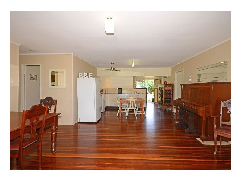 7 Helsham Street, Point Vernon QLD 4655