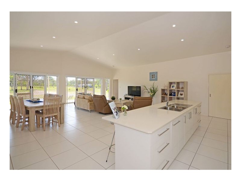331 Moorabinda Drive, Sunshine Acres QLD 4655