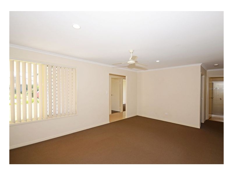 7 Alison Drive, Torquay QLD 4655