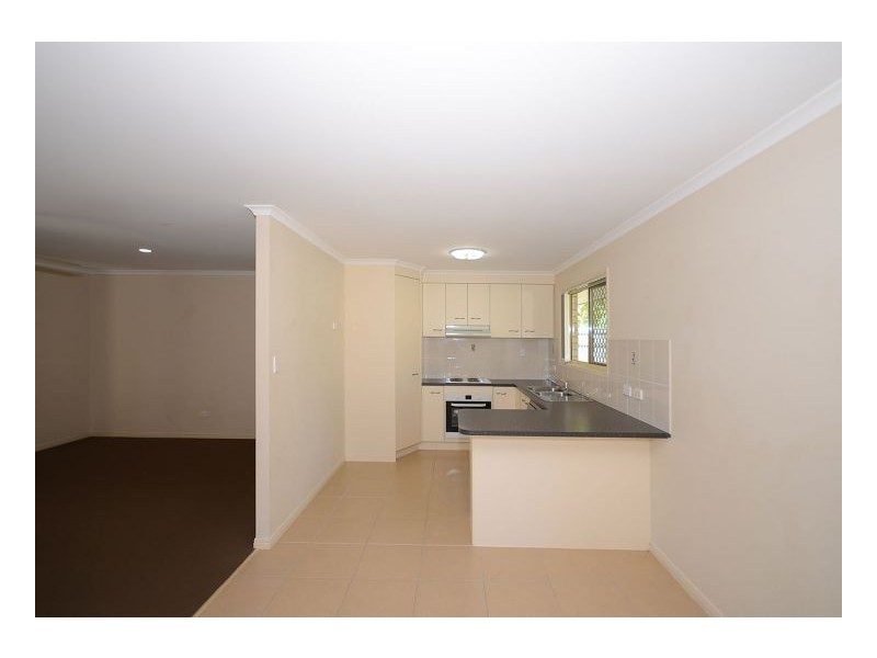 7 Alison Drive, Torquay QLD 4655