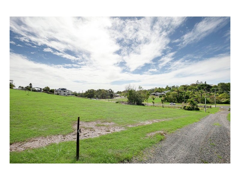 102 Castles Road North, Craignish QLD 4655