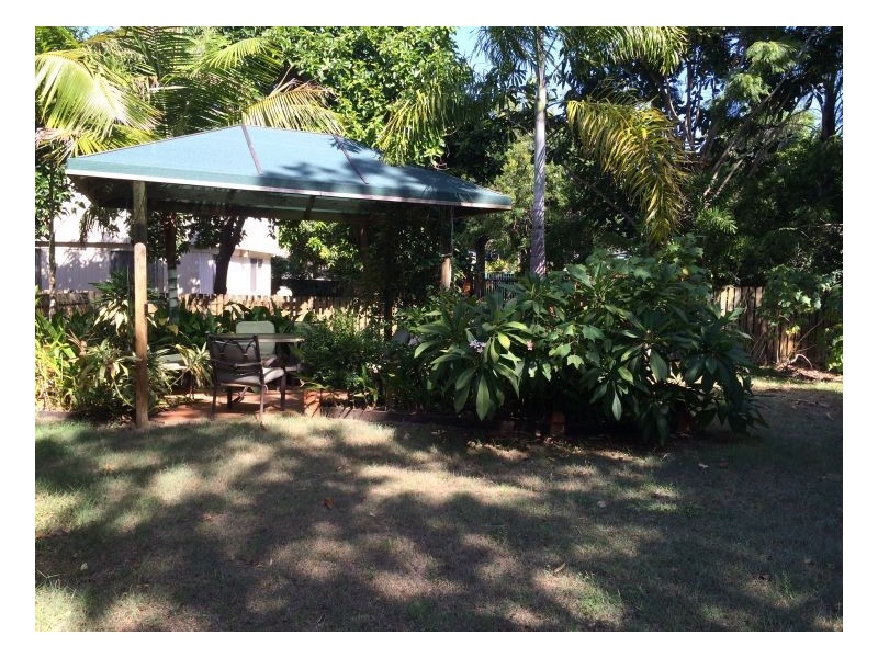 43 Richard Street, Urangan QLD 4655