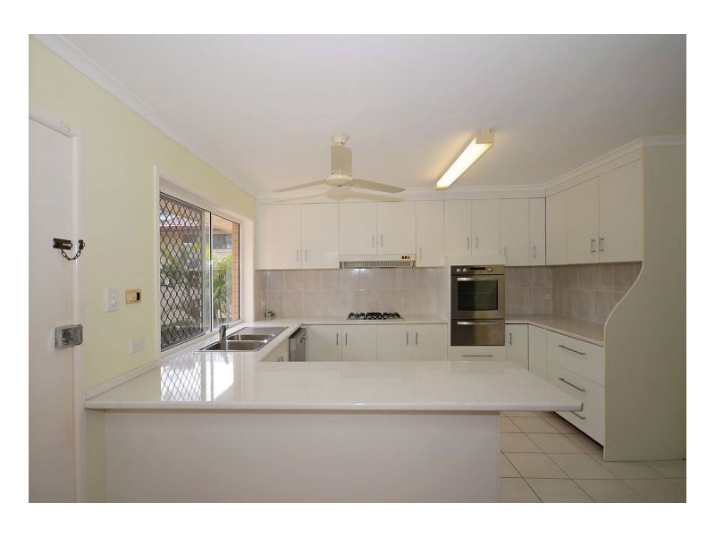 31 Royal Drive, Kawungan QLD 4655