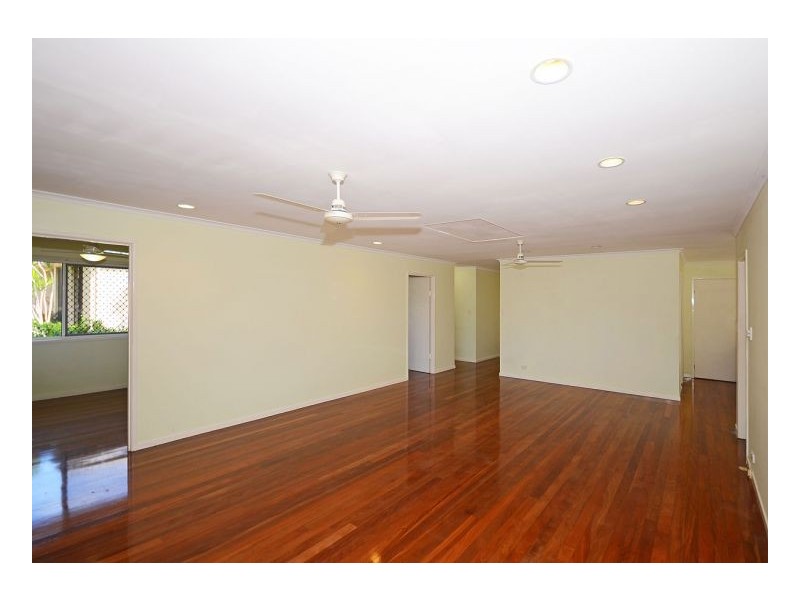 31 Royal Drive, Kawungan QLD 4655