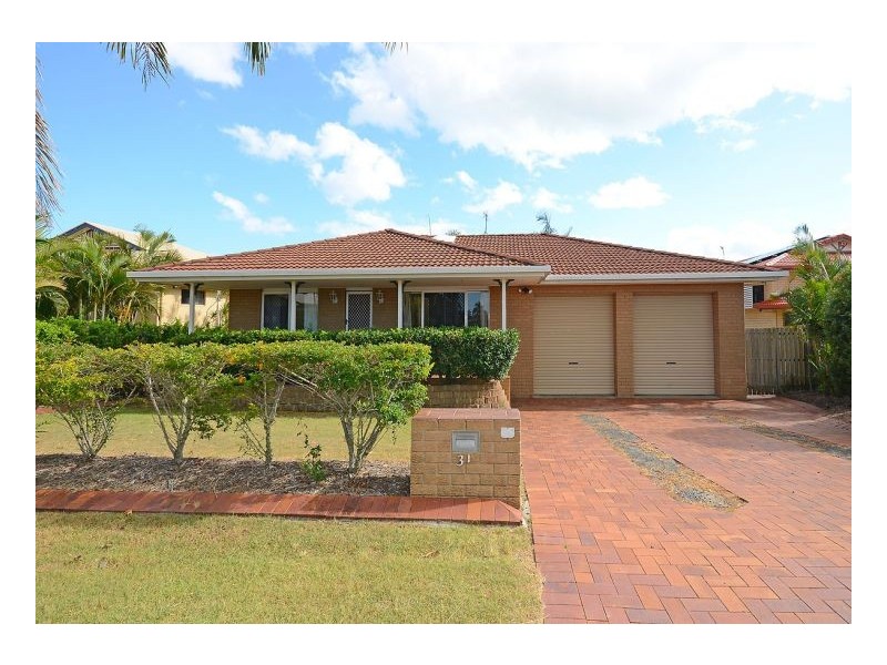 31 Royal Drive, Kawungan QLD 4655