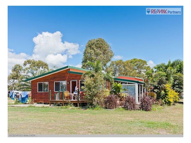 2 Beck Road, Urangan QLD 4655