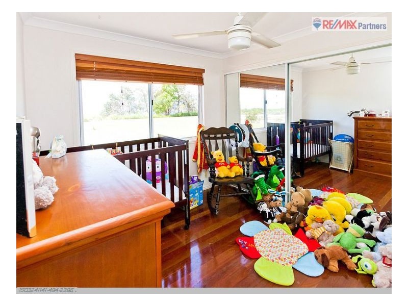 2 Beck Road, Urangan QLD 4655