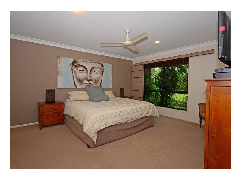 5 Brypat Close, Burrum Heads QLD 4659
