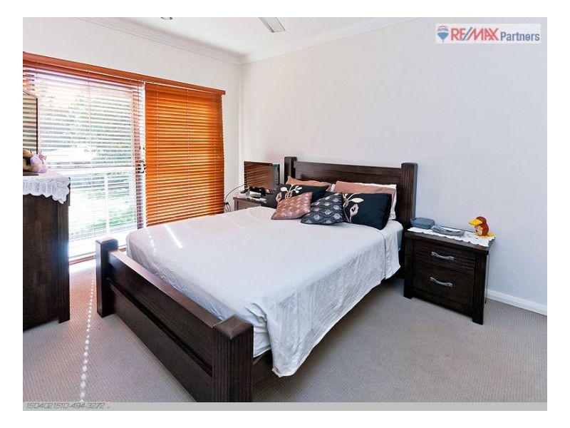 4/243 Torquay Tce, Torquay QLD 4655