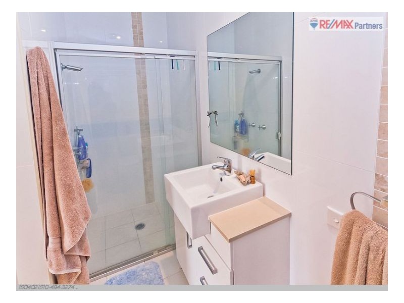 4/243 Torquay Tce, Torquay QLD 4655