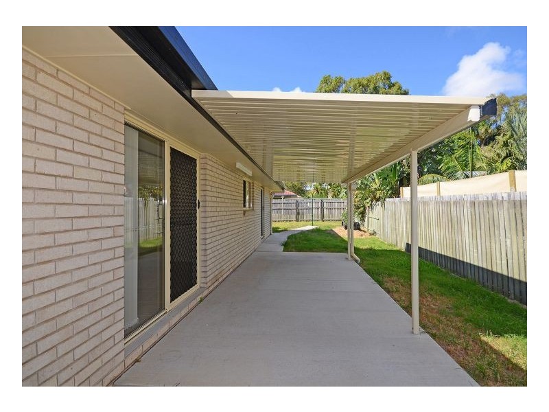 7 Alison Drive, Torquay QLD 4655