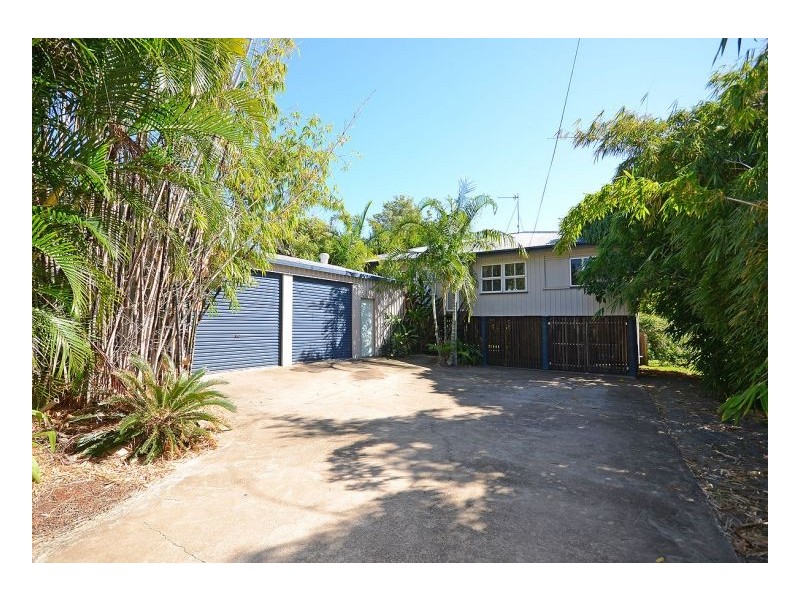 308 Torquay Tce, Torquay QLD 4655