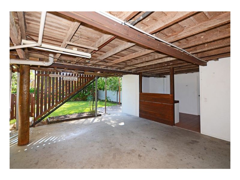 308 Torquay Tce, Torquay QLD 4655