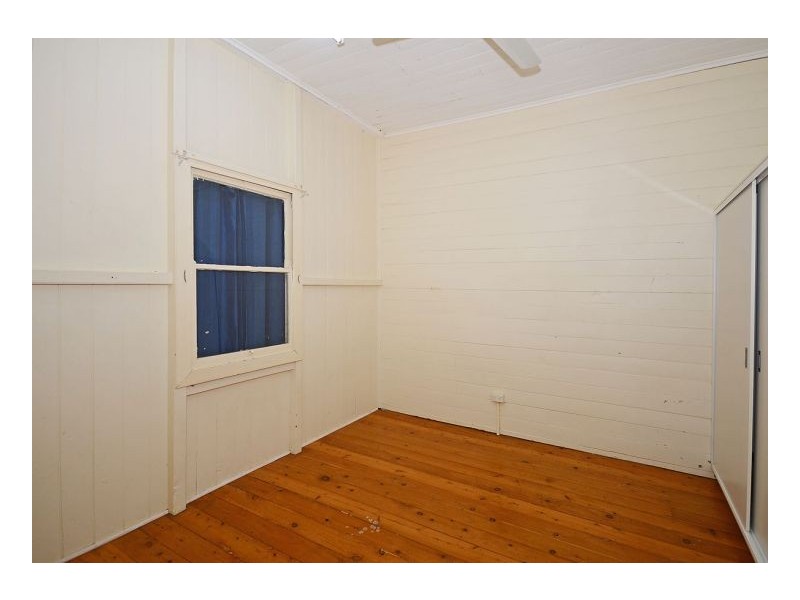 308 Torquay Tce, Torquay QLD 4655