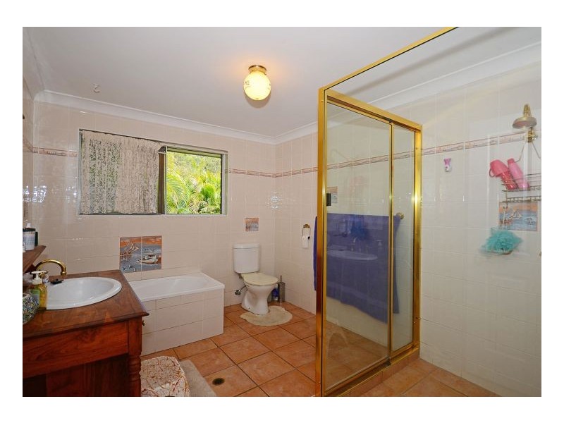 2 Sandrabarbara  Drive, Booral QLD 4655