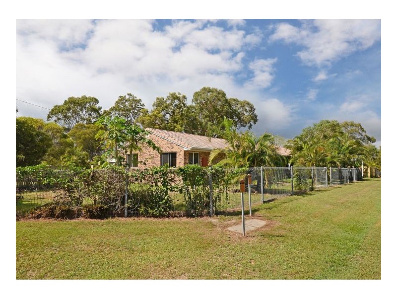 2 Sandrabarbara  Drive, Booral QLD 4655