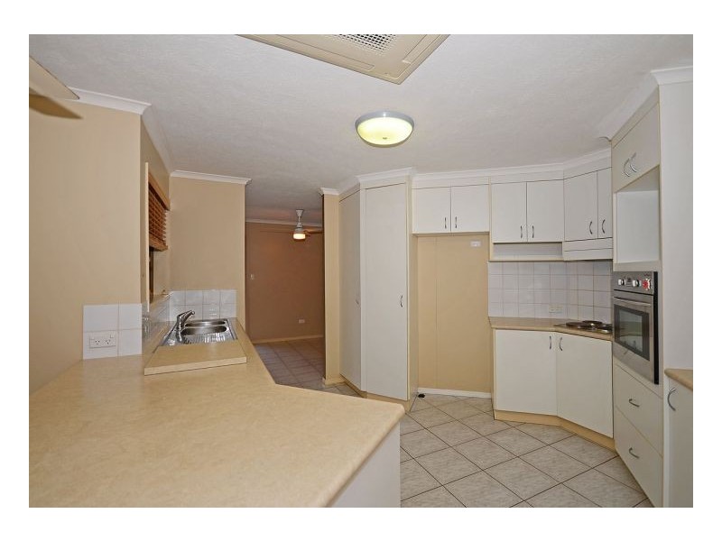 20 Ross Street, Burrum Heads QLD 4659