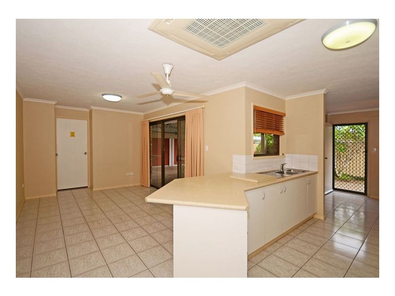 20 Ross Street, Burrum Heads QLD 4659