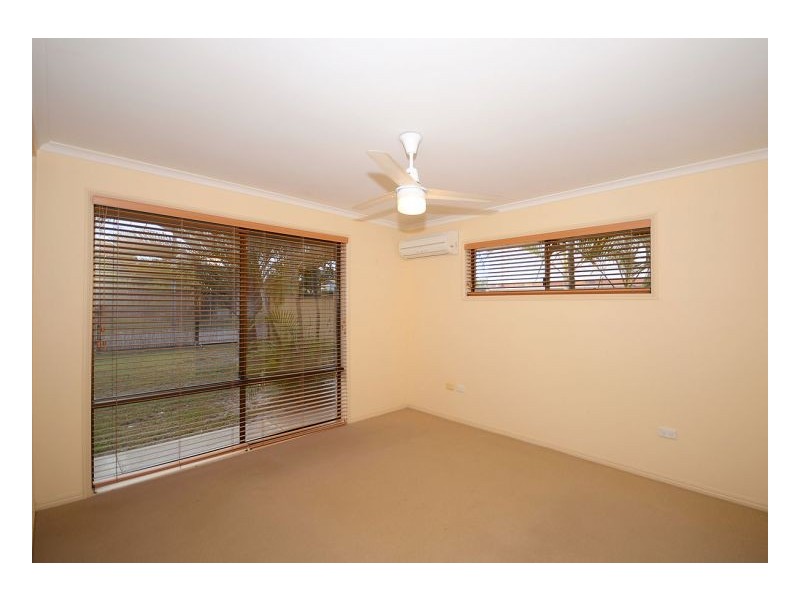 20 Ross Street, Burrum Heads QLD 4659