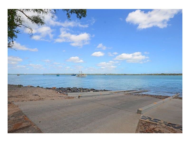 20 Ross Street, Burrum Heads QLD 4659