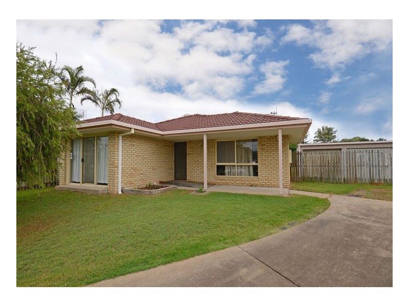 11 Rhys Ct, Torquay QLD 4655