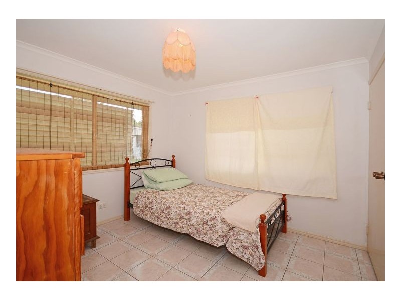 11 Rhys Ct, Torquay QLD 4655