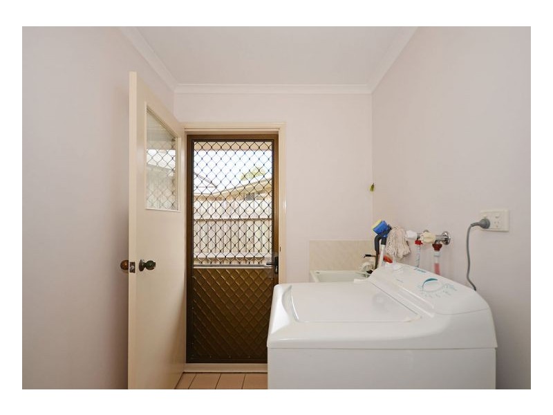11 Rhys Ct, Torquay QLD 4655