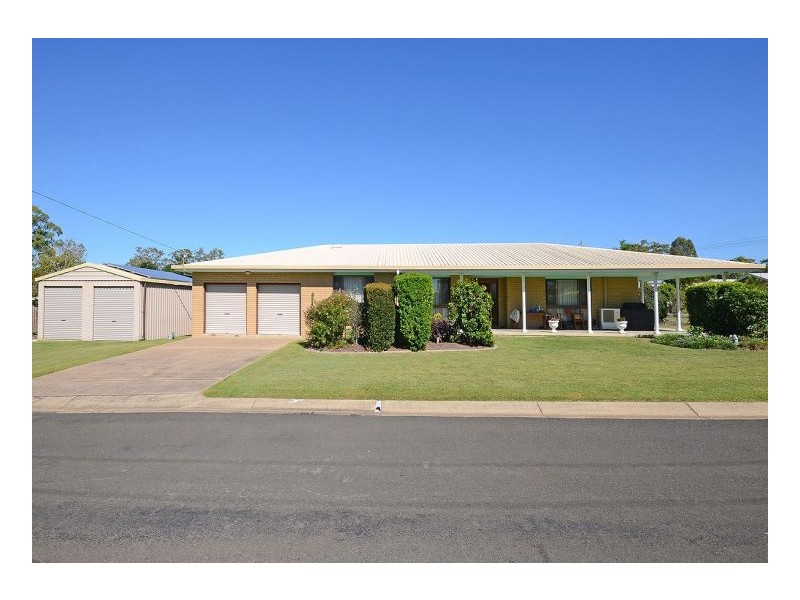 87 Spence Street, Point Vernon QLD 4655