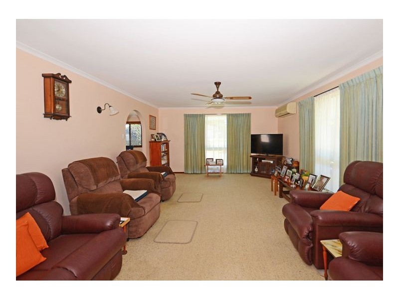 87 Spence Street, Point Vernon QLD 4655