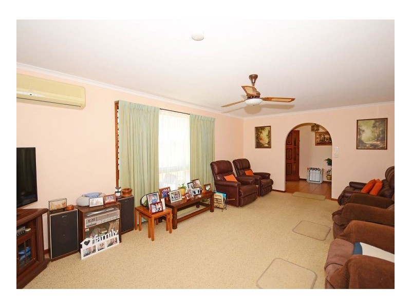 87 Spence Street, Point Vernon QLD 4655