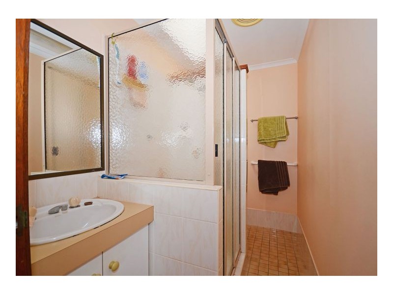 87 Spence Street, Point Vernon QLD 4655