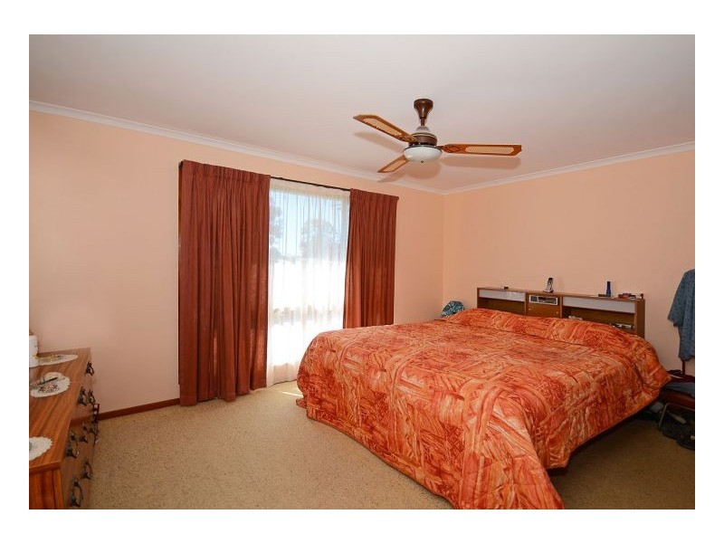 87 Spence Street, Point Vernon QLD 4655
