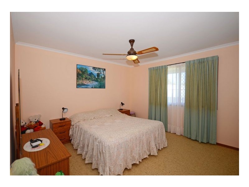 87 Spence Street, Point Vernon QLD 4655