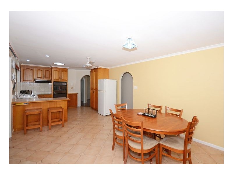59 Honeysuckle Ave, Kawungan QLD 4655
