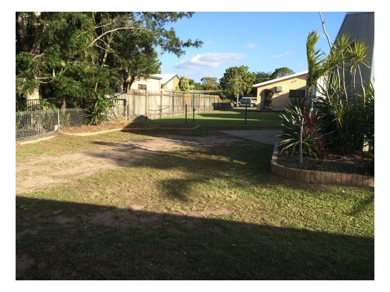 21 Barnstaple Street, Torquay QLD 4655