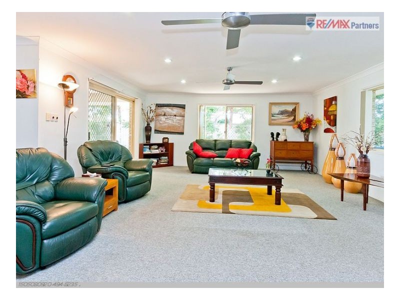 47 Hibiscus Street, Urangan QLD 4655