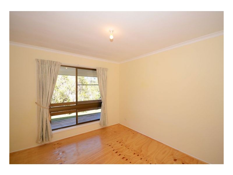 27 Bingham Road, Booral QLD 4655