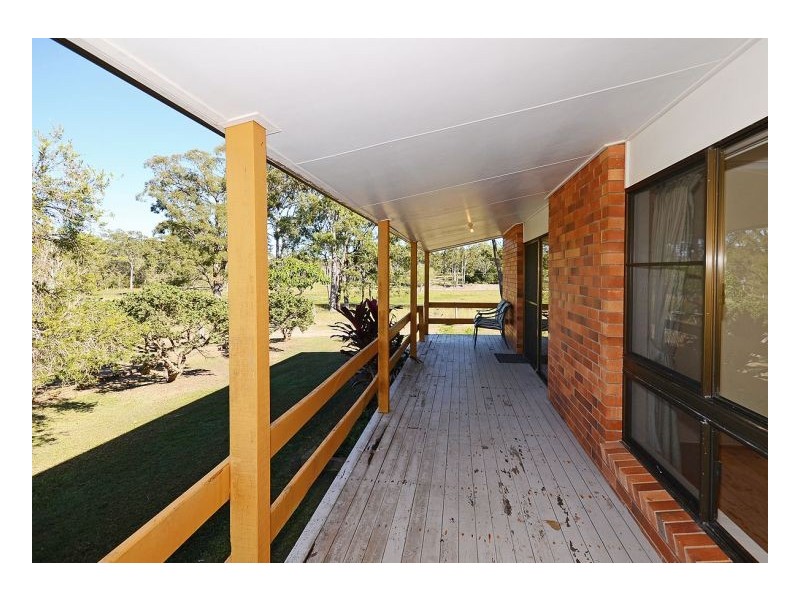 27 Bingham Road, Booral QLD 4655