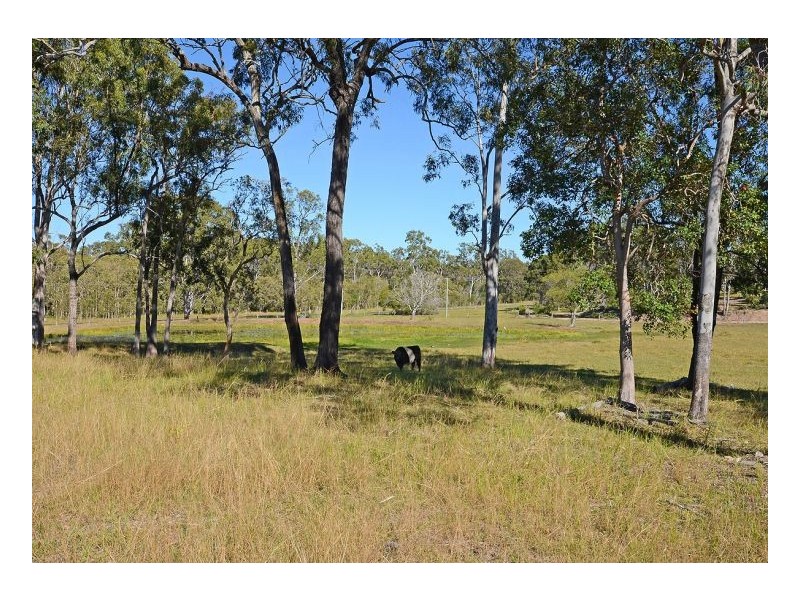 27 Bingham Road, Booral QLD 4655