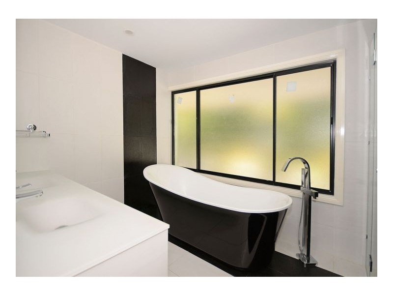19 McGregor Cl, Craignish QLD 4655