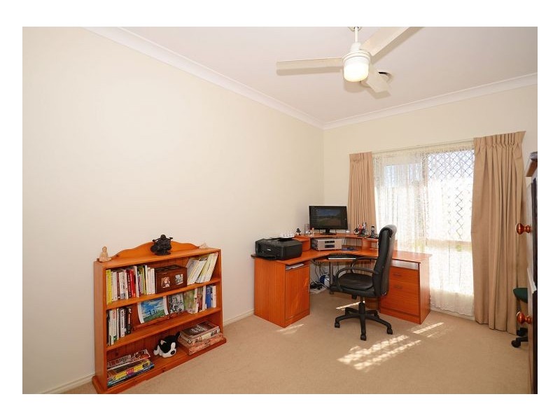 25 Rosedale Drive, Wondunna QLD 4655