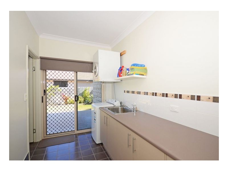 25 Rosedale Drive, Wondunna QLD 4655