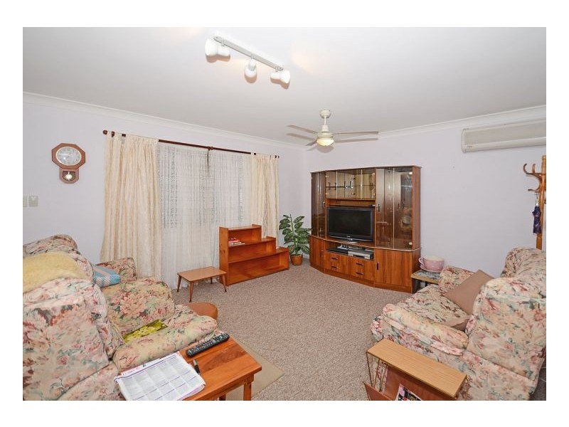 25/415-417 Boat Harbour Drive, Torquay QLD 4655