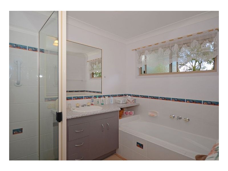 25/415-417 Boat Harbour Drive, Torquay QLD 4655