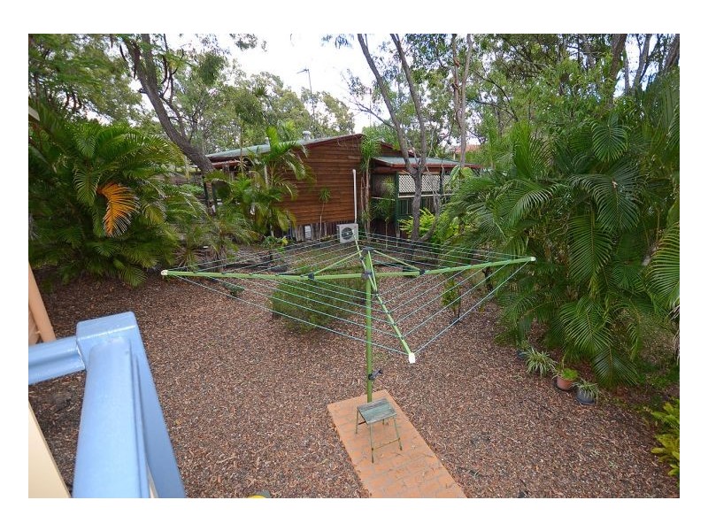 25/415-417 Boat Harbour Drive, Torquay QLD 4655