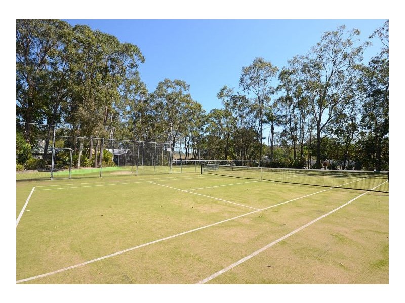 25/415-417 Boat Harbour Drive, Torquay QLD 4655