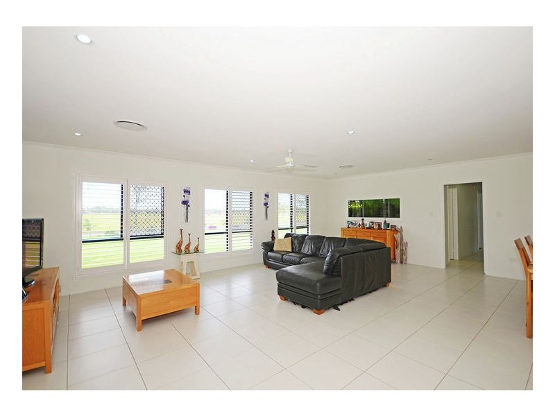 330 Moorabinda Drive, Sunshine Acres QLD 4655