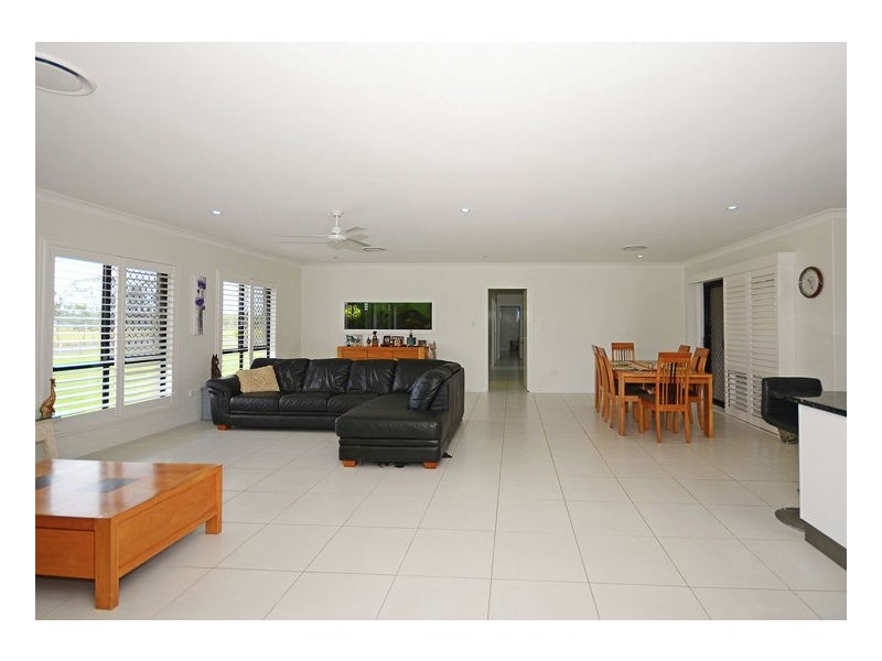 330 Moorabinda Drive, Sunshine Acres QLD 4655